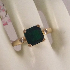 Vintage Jewellery Yellow Gold Ring Emerald White Sapphires Antique Art Deco Dress Jewelry large size U wedding bridal mother bride gifts her