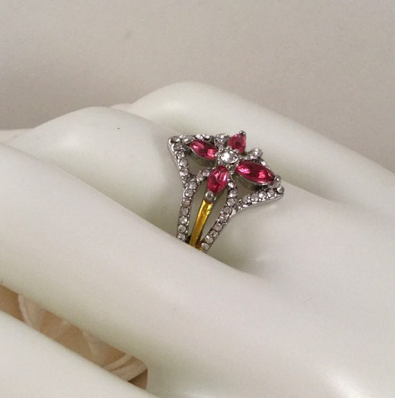 Vintage Jewellery Yellow Gold Ring with Rubies an… - image 4