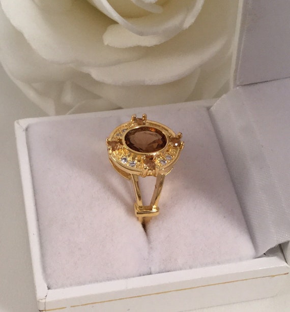 Vintage Jewellery Yellow Gold Ring with Brown Top… - image 7