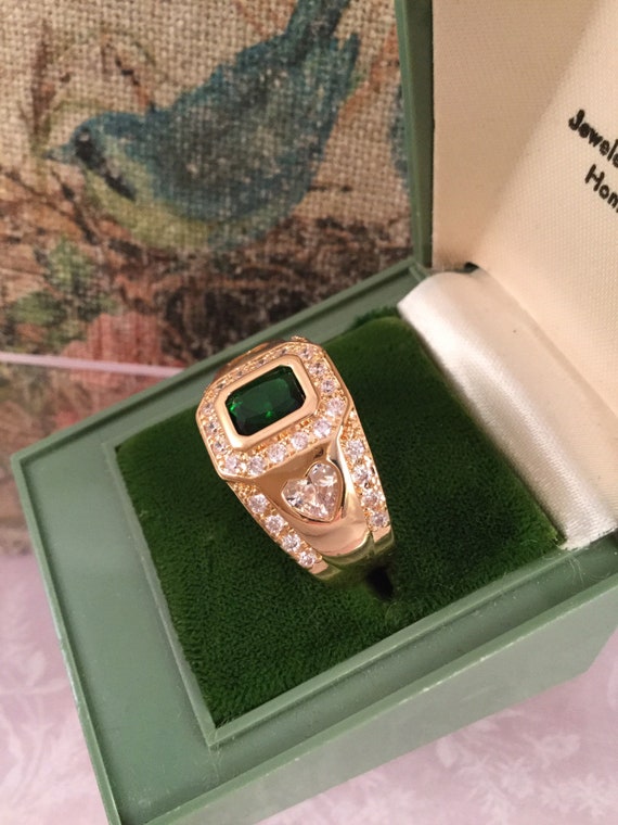 Vintage Jewellery Yellow Gold Ring with Emerald a… - image 2