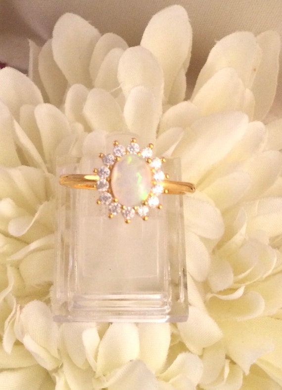 Vintage Jewellery Yellow Gold Band Ring Opal Whit… - image 5