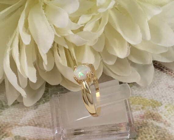 Vintage Retro Jewellery Yellow Gold Ring with Opa… - image 4