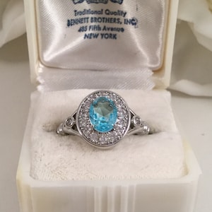 Vintage Jewellery Gold Ring Aquamarine White Sapphires Antique Art Deco Dress Jewelry medium size P wedding bridal mother bride persents