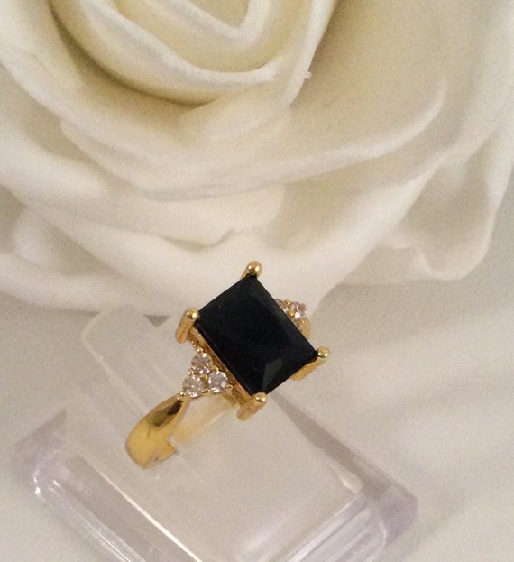 Vintage Jewellery Yellow Gold Ring with Black and… - image 6