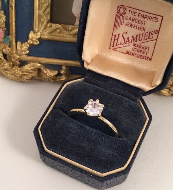 Vintage Jewellery Yellow Gold Ring White Diamond … - image 4