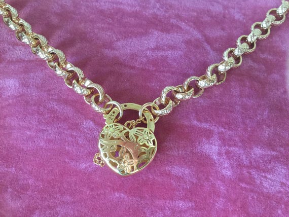 Vintage Jewellery Yellow Gold Embossed Chain Neck… - image 1