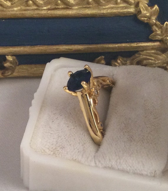 Vintage Jewellery Yellow Gold Ring with Blue and … - image 1