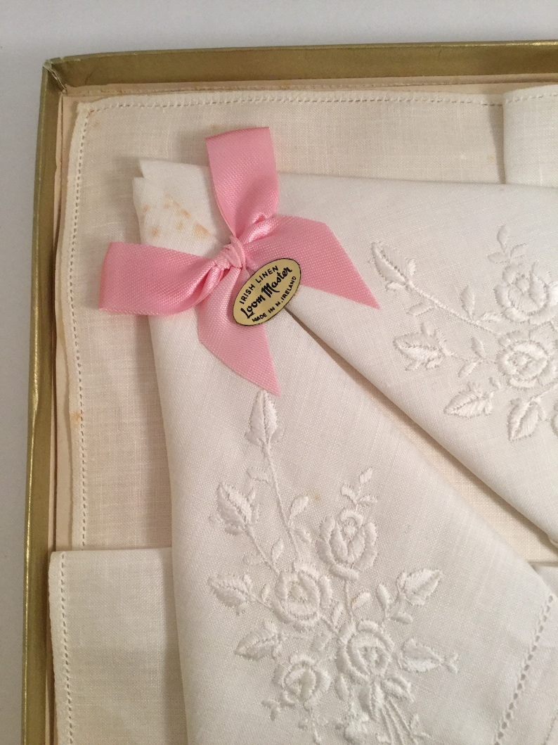 Boxed Vintage Handkerchiefs Hankies Hankys White Irish Linen in box Wedding Mother of the Bride Bridesmaids gifts Loom Master made Ireland