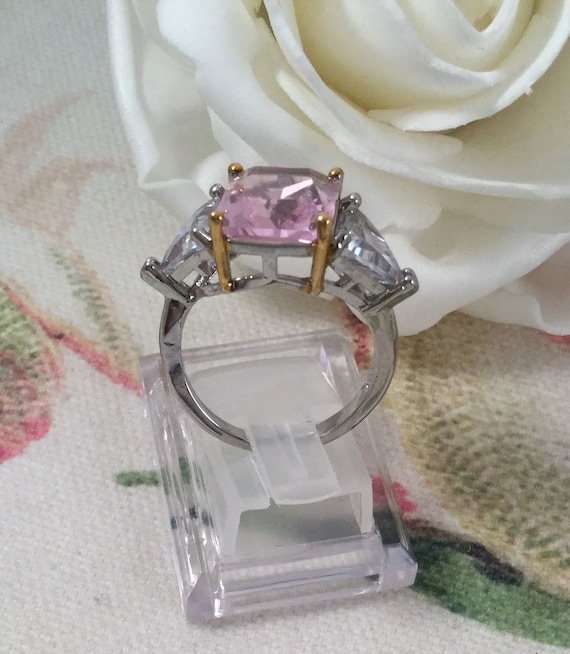 Vintage Jewellery Gold and Silver Ring with Pink and White Sapphires Antique Art Deco Dress Jewelry small Ring size 7 or O Vintage Jewellery Gold and Silver Ring with Pink and White Sapphires Antique Art Deco Dress Jewelry small Ring size 7 or O