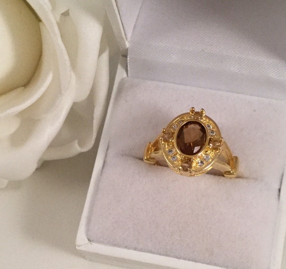 Vintage Jewellery Yellow Gold Ring with Brown Top… - image 6