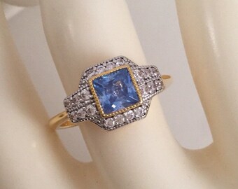 Vintage Jewelry Yellow Gold Ring with Aquamarine and White Sapphires Antique Art Deco Dress Jewellery small to medium ring size P