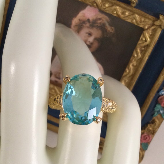 Vintage Jewellery Yellow Gold Ring Aquamarine Whi… - image 4