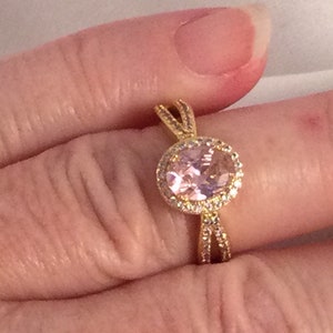 Joyería vintage Anillo de oro amarillo Zafiros blancos rosados Vestido antiguo Art Deco Joyería tamaño pequeño O 7 boda novia madre novia le regala