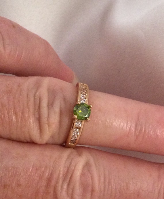 Vintage Jewellery Yellow Gold Ring with Peridot a… - image 3