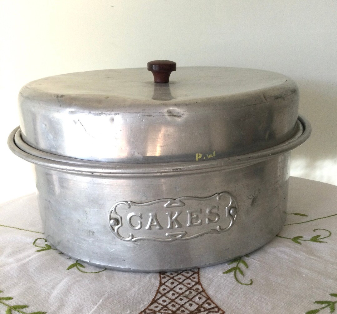 Vintage Cast Iron Aluminum Fortune Cookie Maker