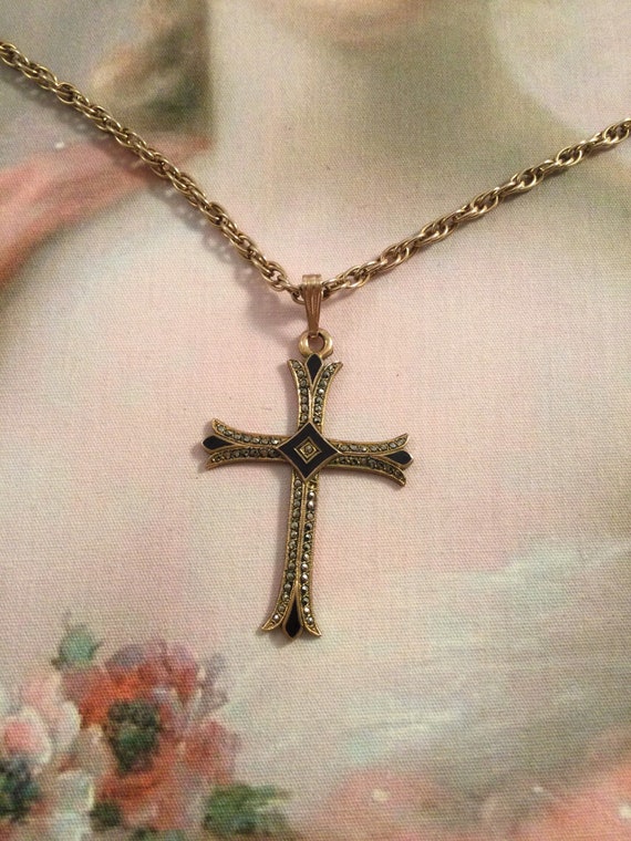 Gold marcasite necklace deals