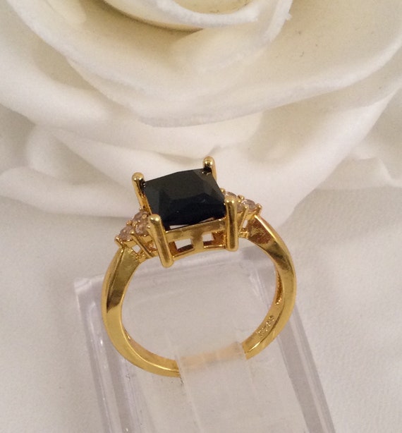 Vintage Jewellery Yellow Gold Ring with Black and… - image 7