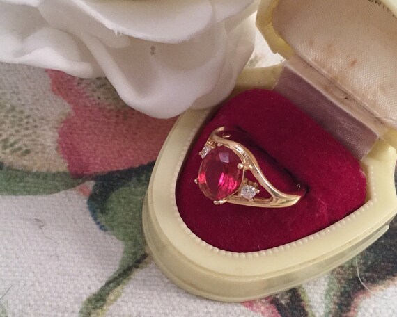 Vintage Jewellery Yellow Gold Ring with Ruby and … - image 3