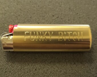 Vintage 40+ yr old "Funky Bitch" Vintage Brass Lighter Case w/NEW BIC Lighter