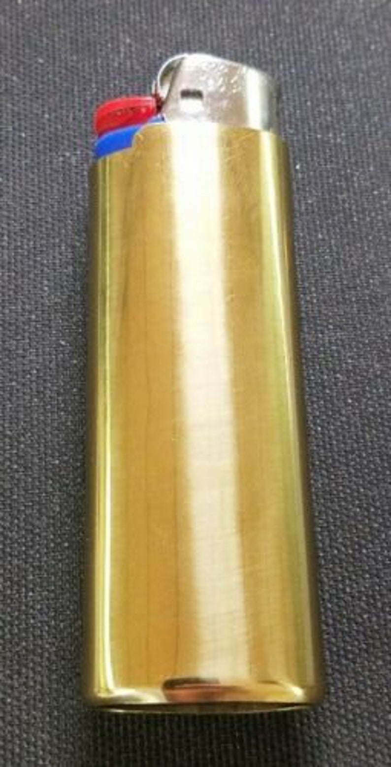 Зажигалка zippo 204b brushed brass. Зажигалка brass. Зажигалка antique brass™ zippo 201fb. Зажигалка бензиновая цилиндрическая. Зиппо армор 168.