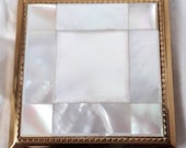 1960 39 s Compact-Melissa Brand-Mother of Pearl-Small Square.