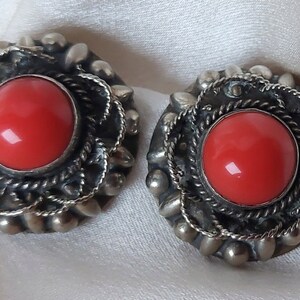 Lovely Earrings White Metal and Faux Coral. image 5