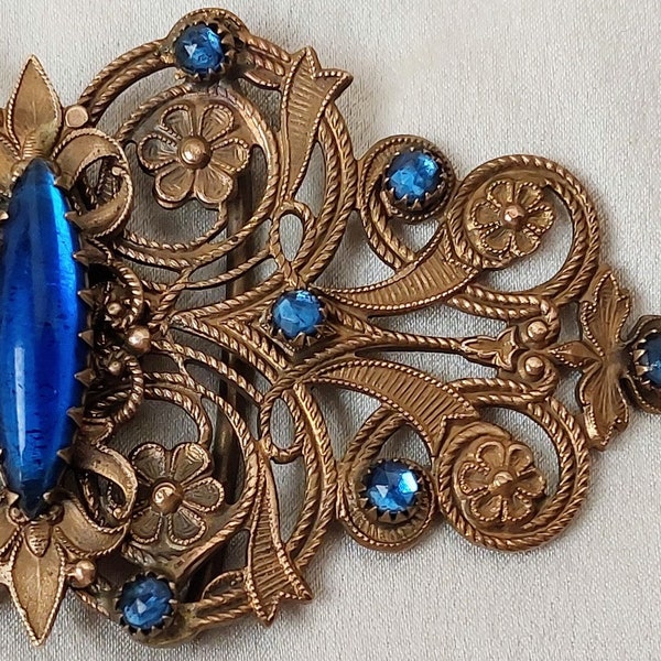 1930's Buckle-Bohemian Czech Glass.