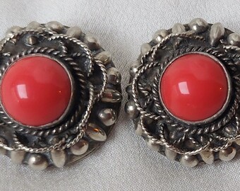 Lovely Earrings White Metal and Faux Coral.