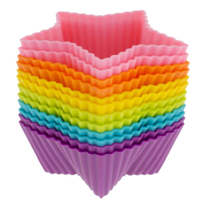 Freshware CB-303SC 12-Pack Silicone Mini Star Baking Cups