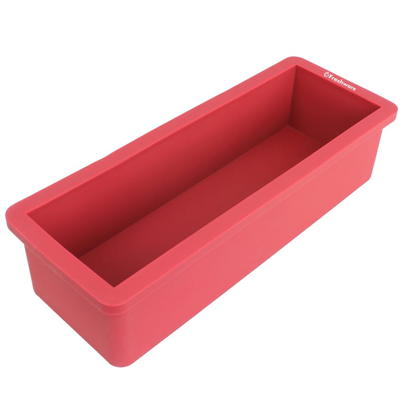 May include: A red silicone loaf pan with the text "Freshware" printed on the side.