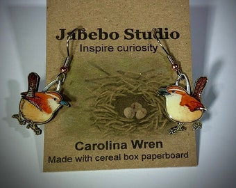 Pendientes Carolina Wren de Jabebo, joyería natural hecha a mano con cartón de caja de cereales