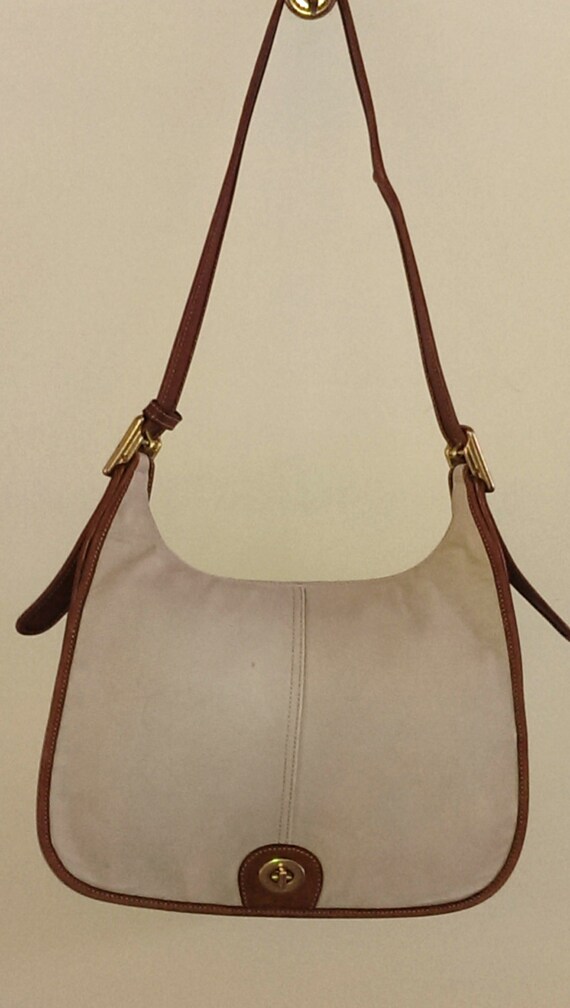 coach cream shoulder bag