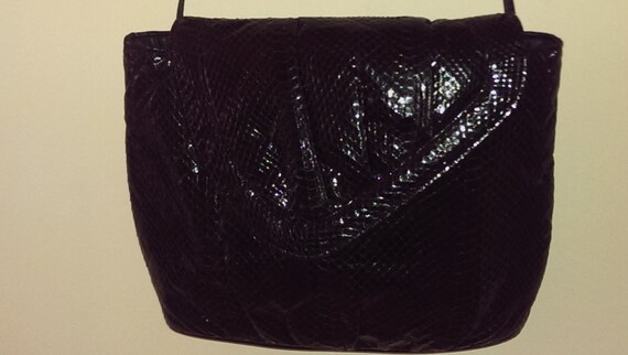 classic black purse