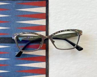 Backgammon Eyeglass Cloth – Felt & Leather Illusion