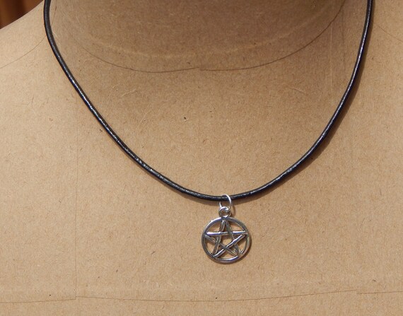 pentacle choker