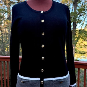 BY design Schwarze und graue Strickjacke