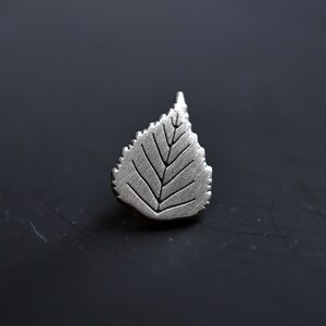 Birch Leaf lapel pin, badge, brooch, pin, adventure, birch, leaf, tree 画像 3