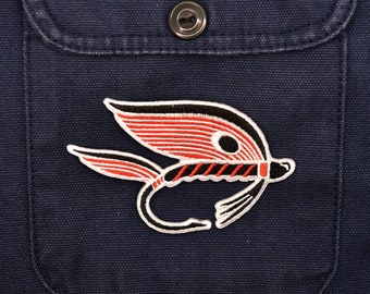 Fliege rot - Patch zum Aufbügeln, Aufnäher, Abzeichen, Stickbild, Bügelbild, Tier, Natur, Forelle, Fisch, Fischen, Fliegenfischen