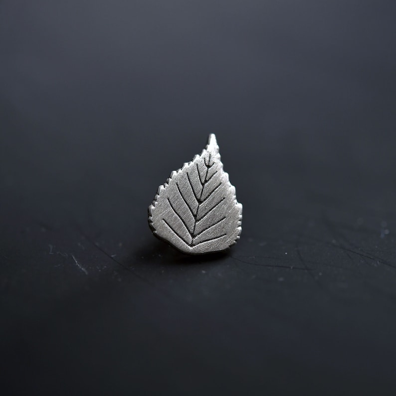 Birch Leaf lapel pin, badge, brooch, pin, adventure, birch, leaf, tree 画像 3