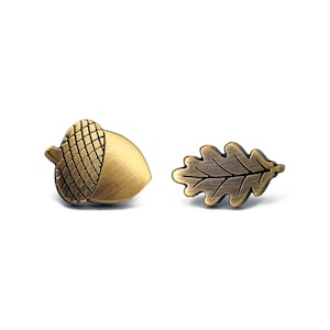 Oak pins set of 2 - autumn badge for nature lovers
