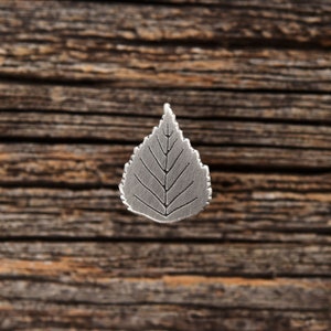 Birch Leaf lapel pin, badge, brooch, pin, adventure, birch, leaf, tree 画像 1