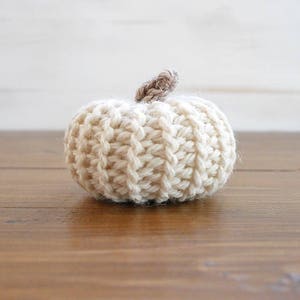 Crochet pattern pumpkin, crochet pumpkins, fall decor, table decor, crochet pumpkin pattern image 7