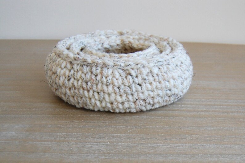 Crochet bowl pattern, nesting basket crochet pattern, nesting bowls, entryway storage, home storage ideas image 3