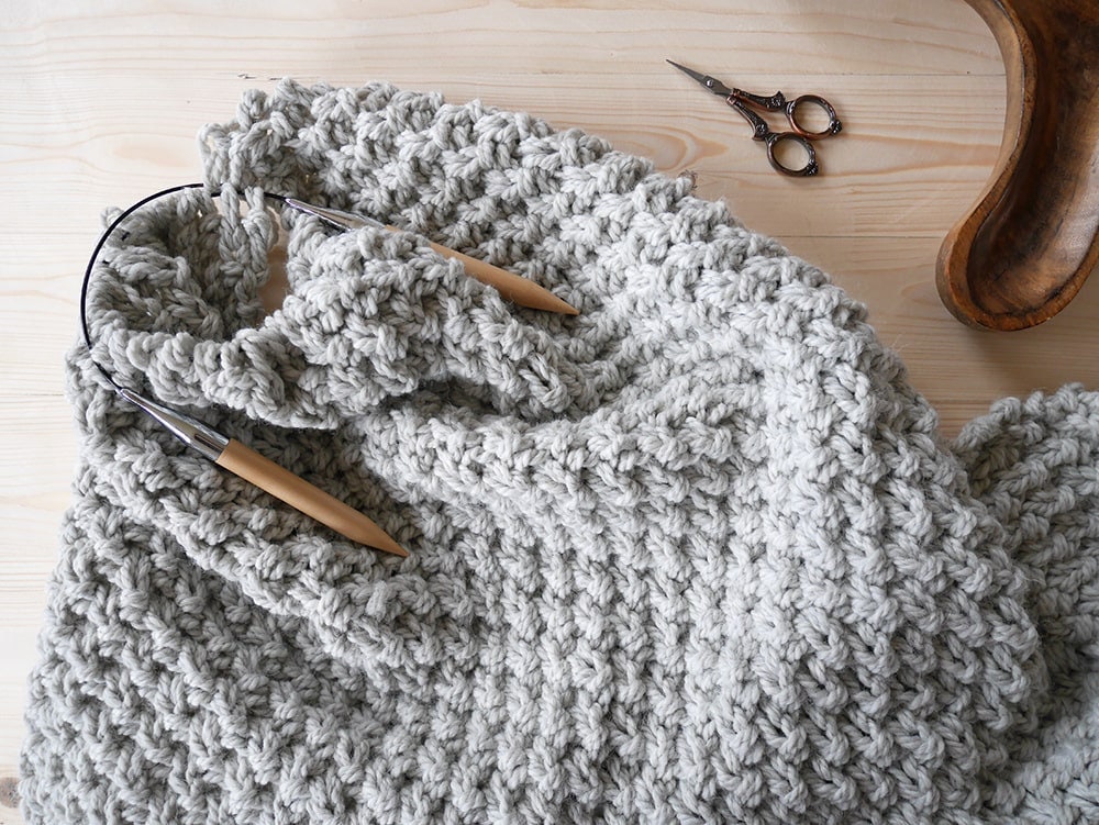 Easy Chunky Knit Blanket For Beginners 