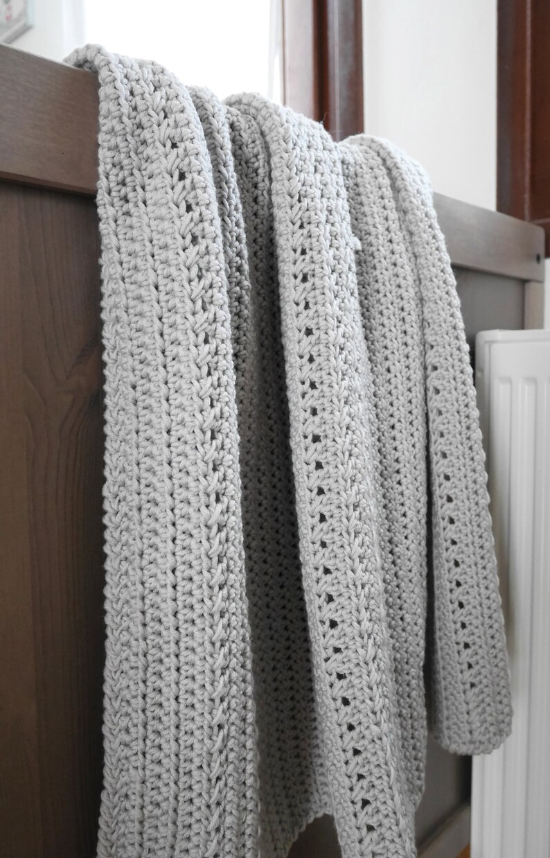 Baby blanket crochet pattern, easy crochet blanket, toddler crochet blanket image 5