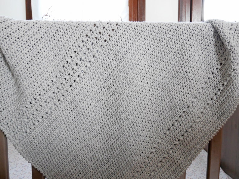 Baby blanket crochet pattern, easy crochet blanket, toddler crochet blanket image 2