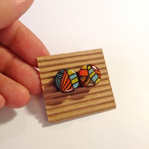 Wood Stud Earrings,Round Stud Earrings,Painted Wood Post Earrings,Faux Plugs, Fake plugs,Fake Gauge Plugs,Geometric Design, Multi color