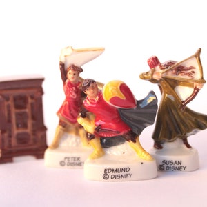 Narnia Disney-Bean Fève Minifigurines 12 figurines Hand painted Porcelain/ ceramic figurines Collection Fabophilie image 3