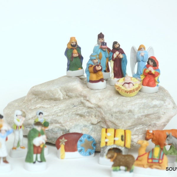 Noel- La Nativité- Santons- Crèche de Noel- Fèves des gâteaux de Rois- 18 figurines- Peint à la main- Miniatures de collection - Fabophilie