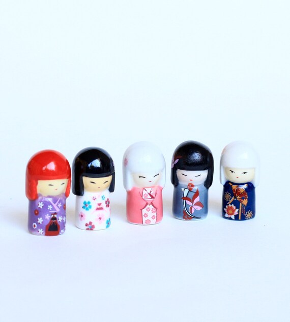 Rare KIMMIDOLL Bean Fève Hand Painted Porcelain/ceramic Figurines  Glossy/lacquered Version Collection Fabophilie 